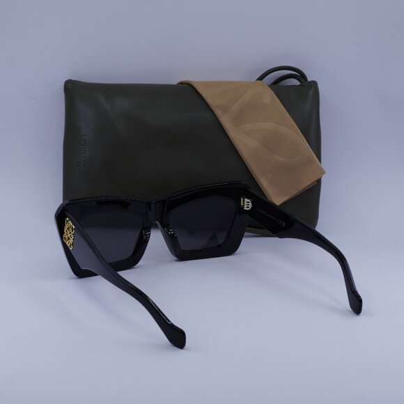 Loewe LW40145F 01A Cat Eye Sunglasses – Black\Smoke - Picture 4 of 10